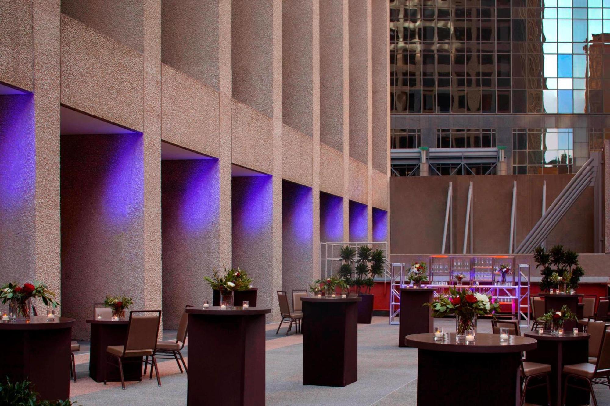 The Westin Dallas Downtown Eksteriør billede